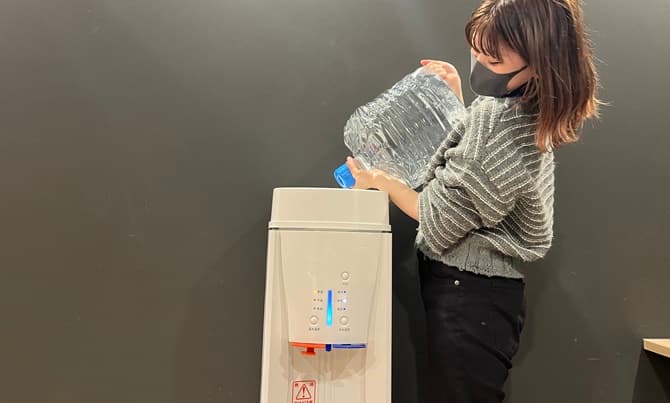 ボトル設置・交換が大変