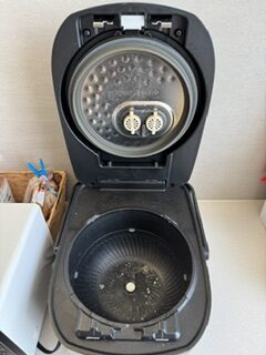 炊飯器の掃除前